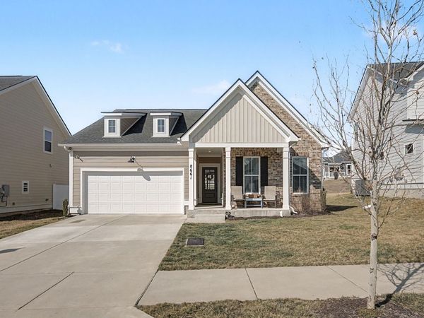 8661 Lawson Dr, Antioch, TN 37013