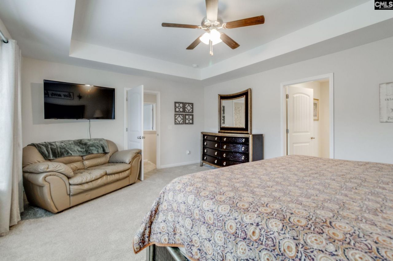 140 Southern Lake Court Photo 22