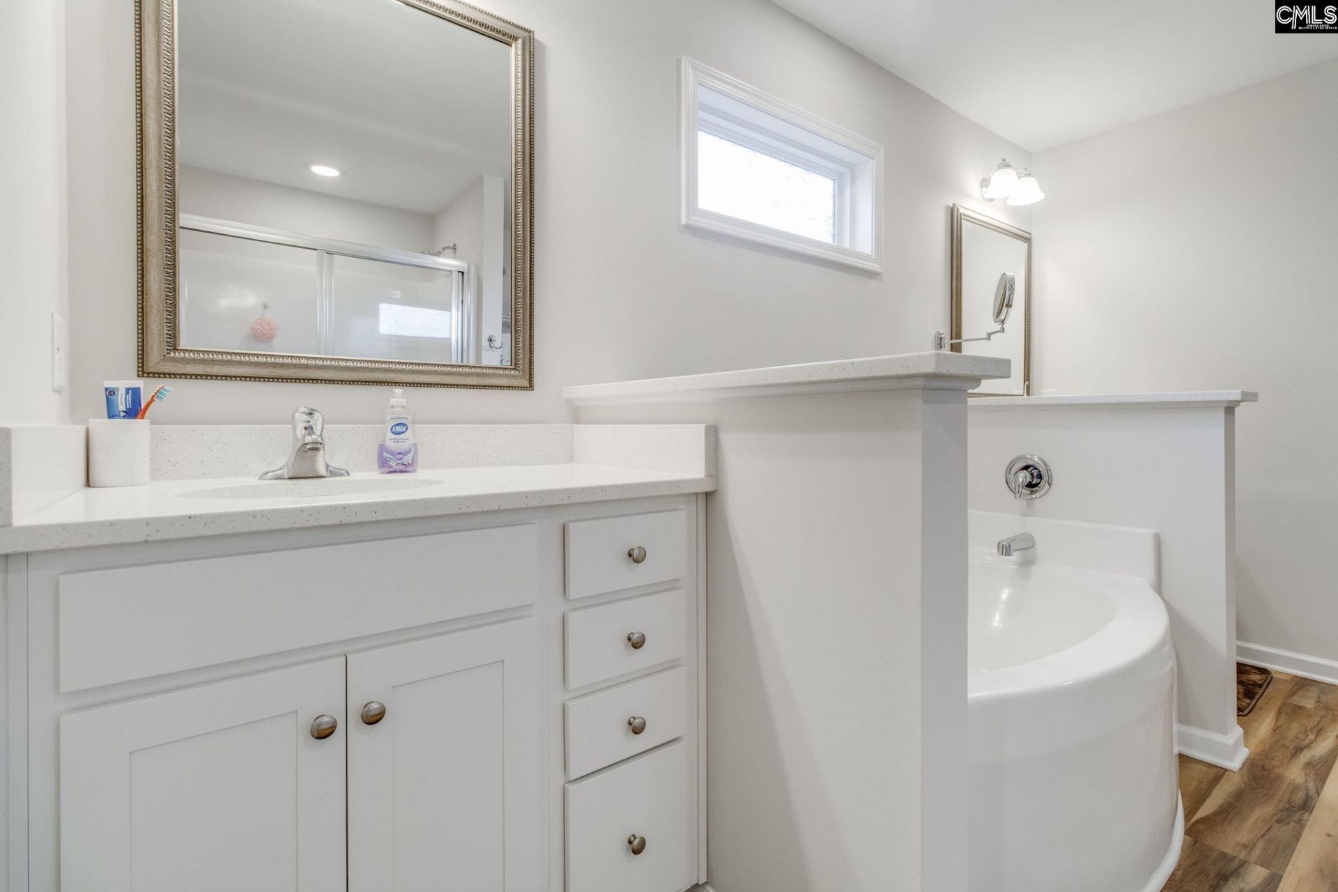 140 Southern Lake Court Photo 25