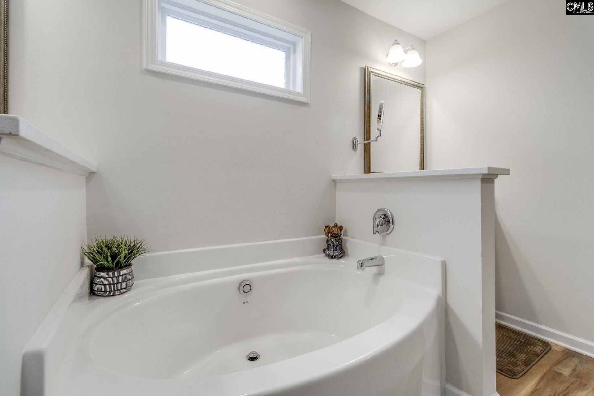 140 Southern Lake Court Photo 26