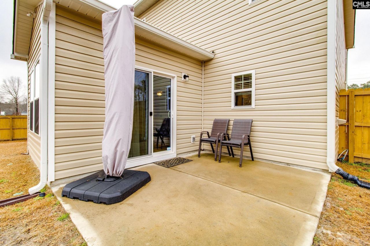 140 Southern Lake Court Photo 38