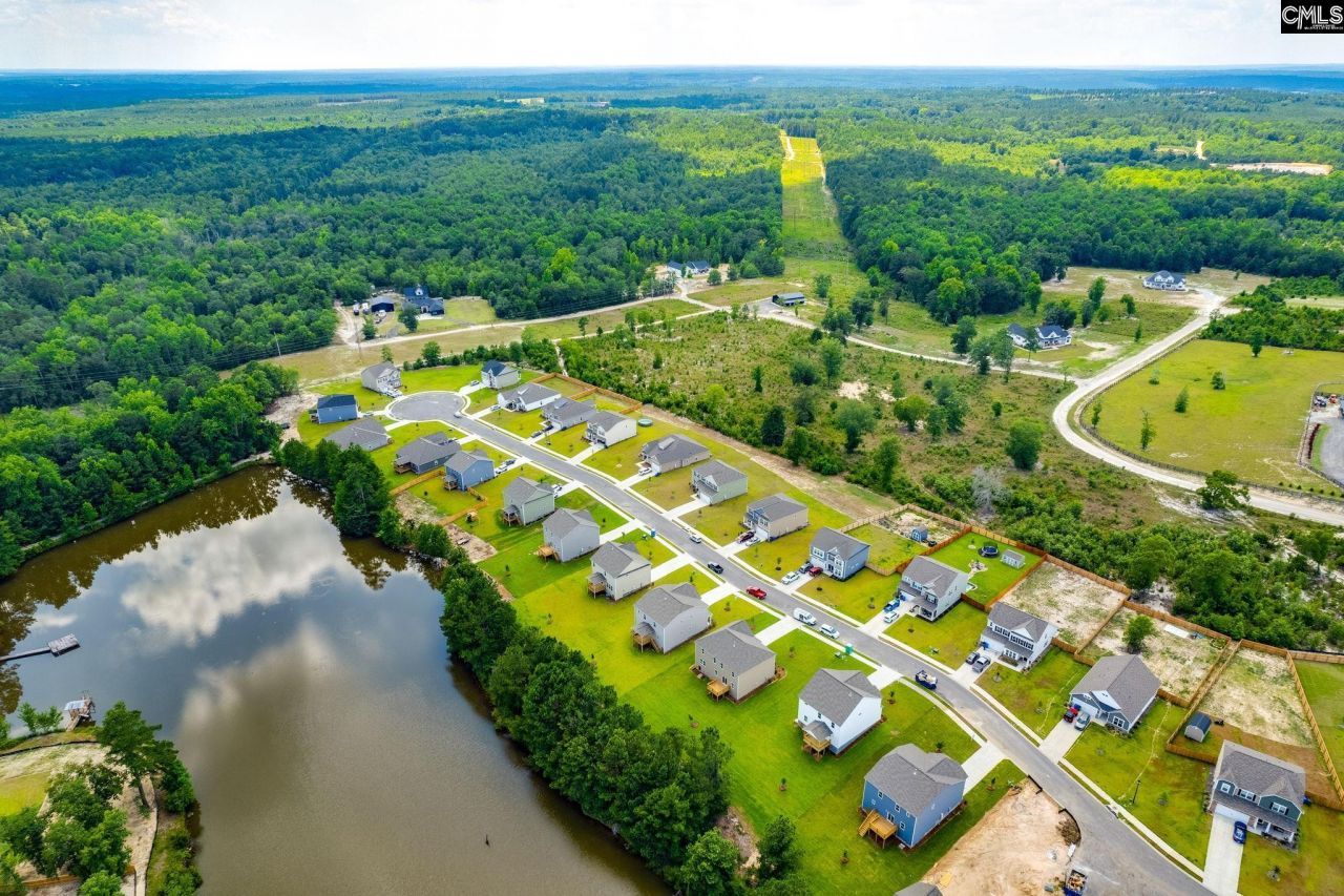 140 Southern Lake Court Photo 43