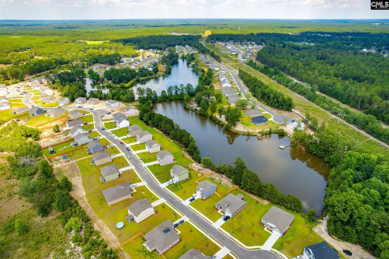 140 Southern Lake Court Photo 45