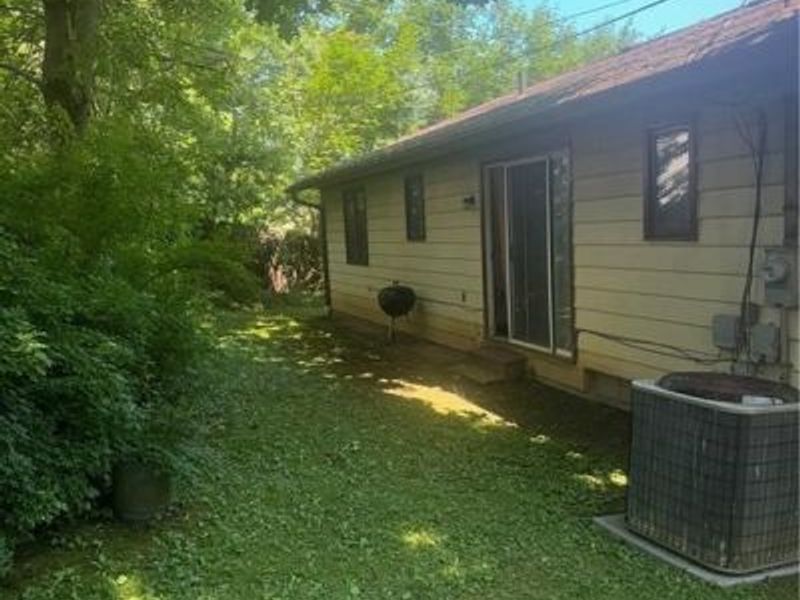 20930 Halworth Road, Shaker Heights, OH 44122 Photo 2