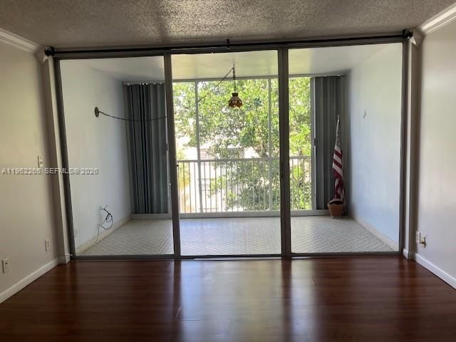 920 NE 199th St , Unit 4S, Miami, FL 33179 Photo