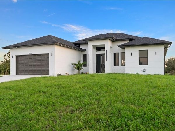 2714 24th ST W, LEHIGH ACRES, FL 33971