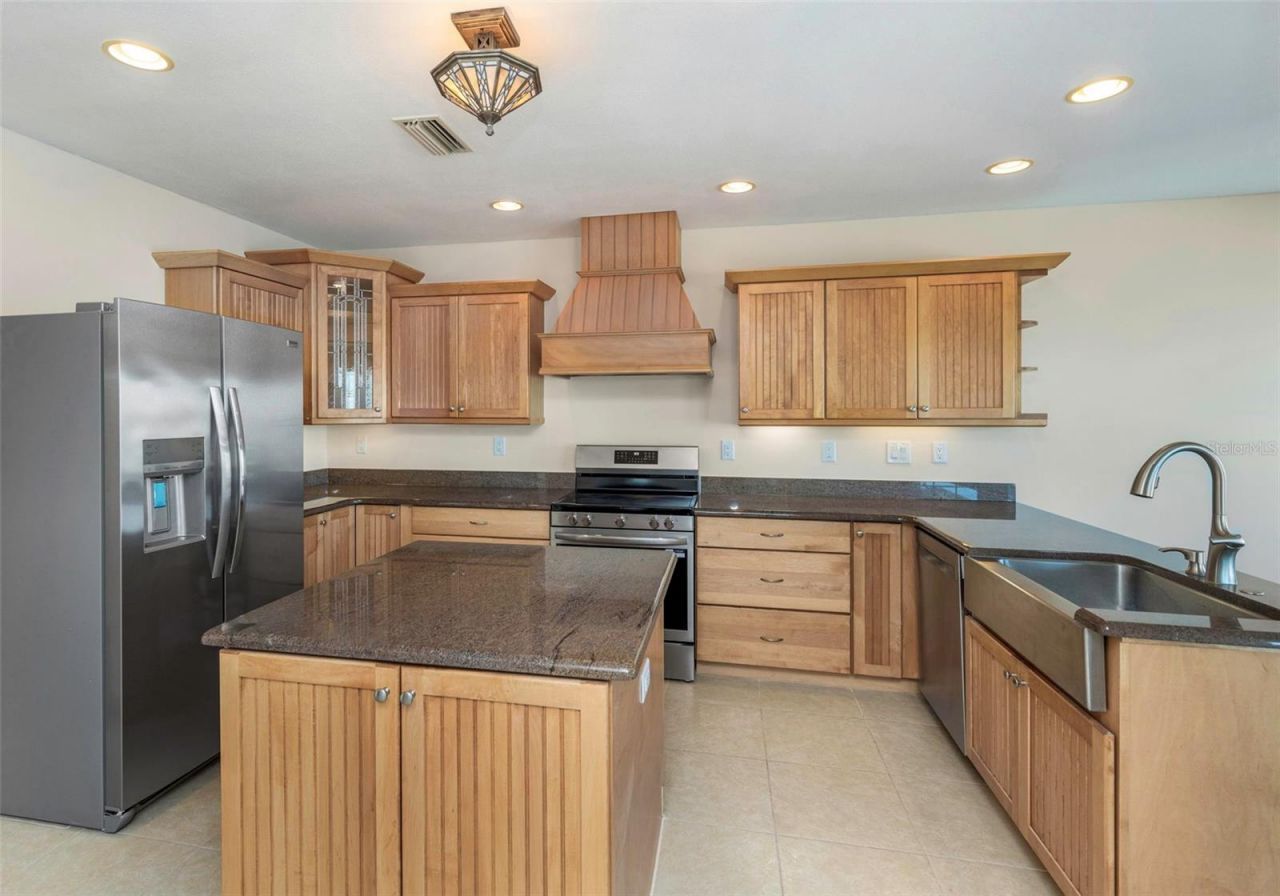 1445 Corey Way S, South Pasadena, FL 33707 Photo