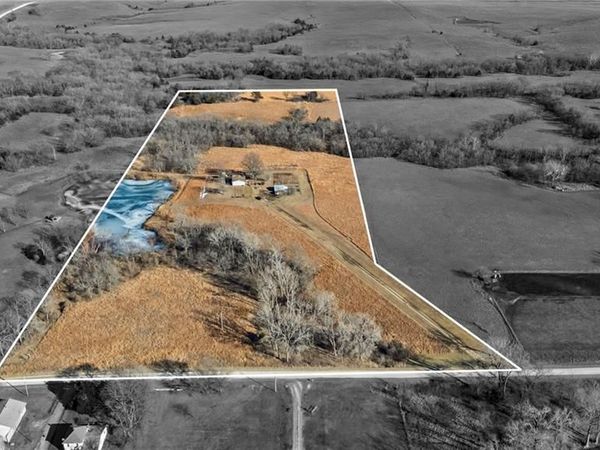 835 Kentucky Road, Princeton, KS 66078