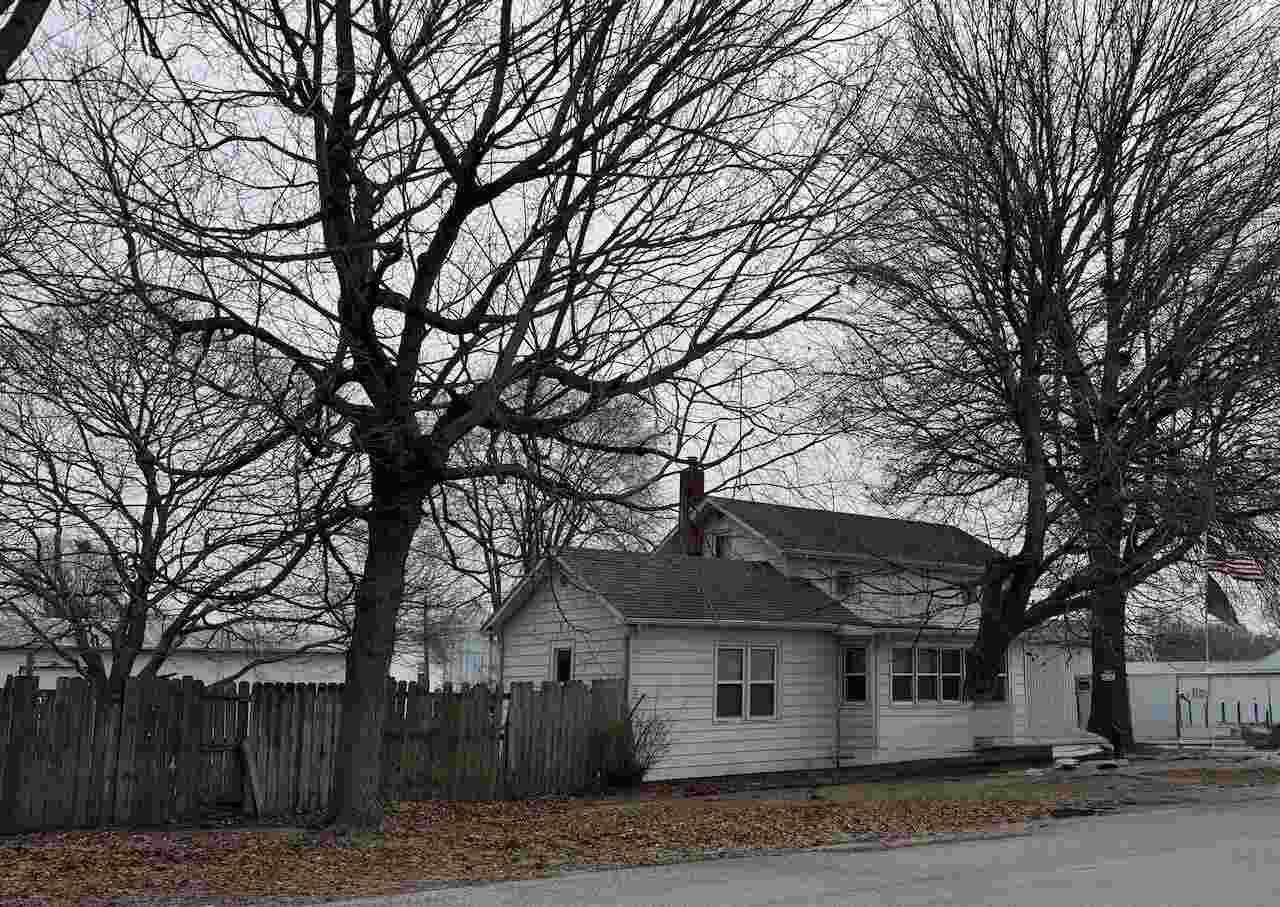 404 Main St, Nichols, IA 52766 Main Photo