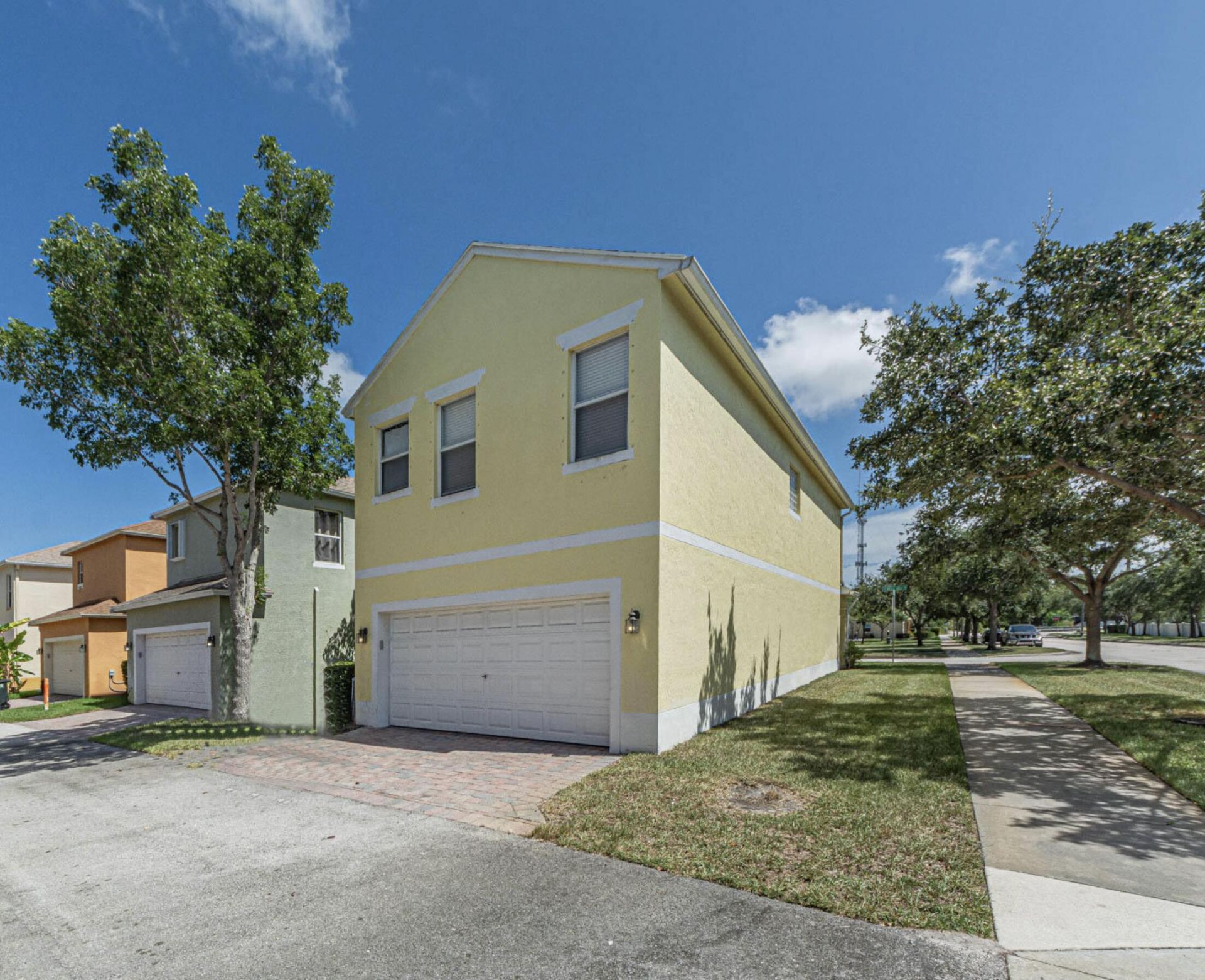 2143 SE Se Bell Isle Drive Drive, Port Saint Lucie, FL 34952 Photo