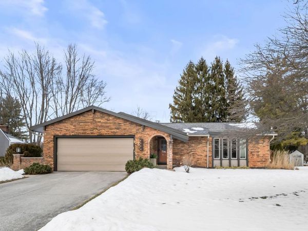 6904 Clydeway Court, Worthington, OH 43085