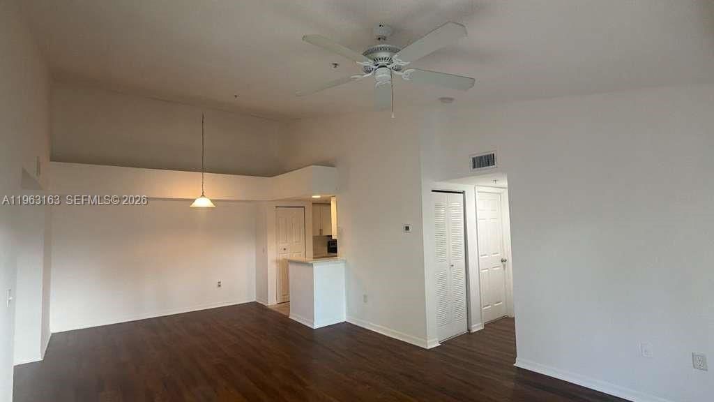 4171 N Haverhill Rd , Unit 1011, West Palm Beach, FL 33417 Photo