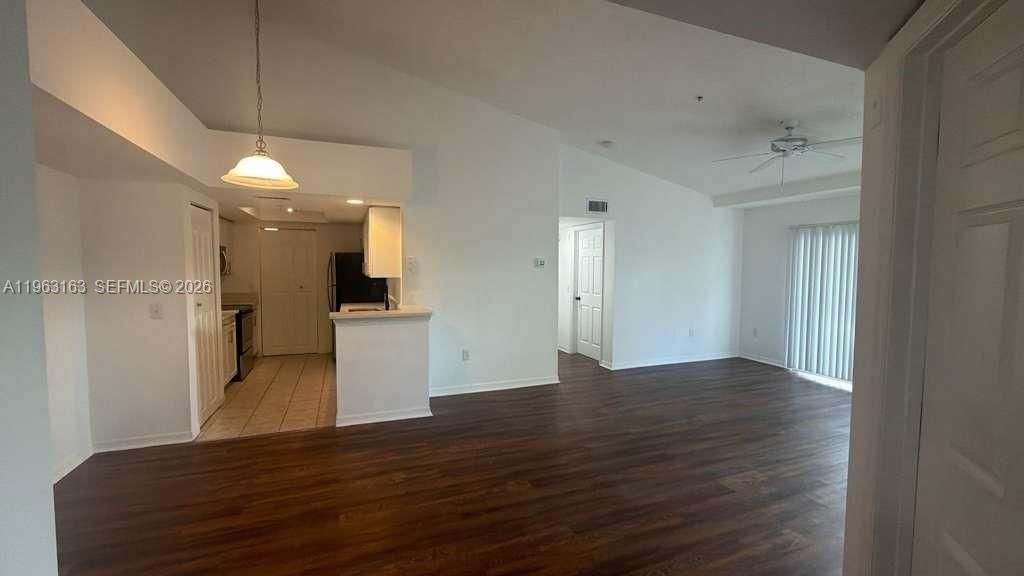 4171 N Haverhill Rd , Unit 1011, West Palm Beach, FL 33417 Photo