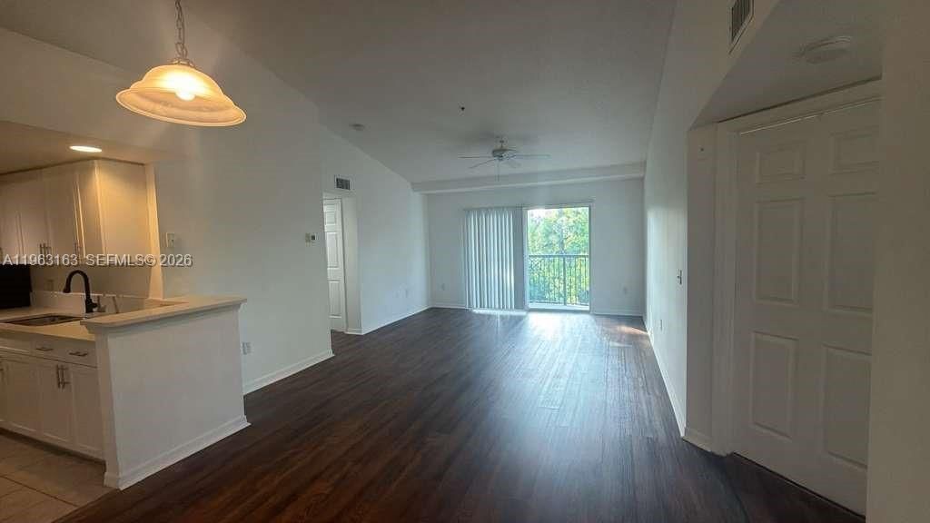 4171 N Haverhill Rd , Unit 1011, West Palm Beach, FL 33417 Photo