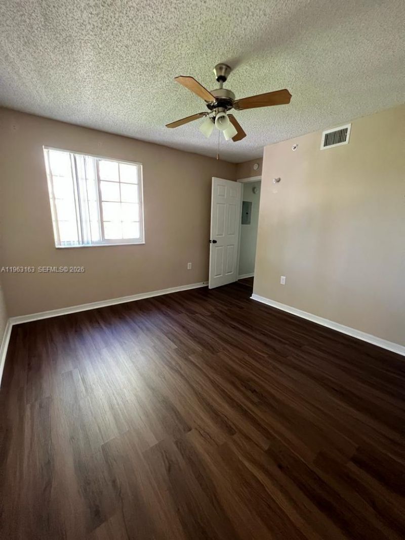 4171 N Haverhill Rd , Unit 1011, West Palm Beach, FL 33417 Photo