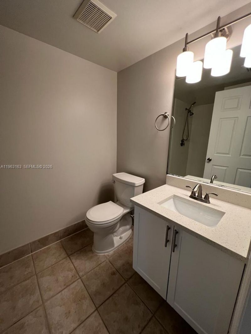 4171 N Haverhill Rd , Unit 1011, West Palm Beach, FL 33417 Photo