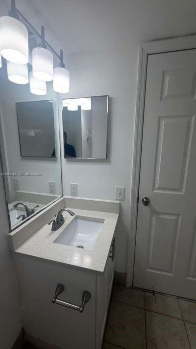 4171 N Haverhill Rd , Unit 1011, West Palm Beach, FL 33417 Photo