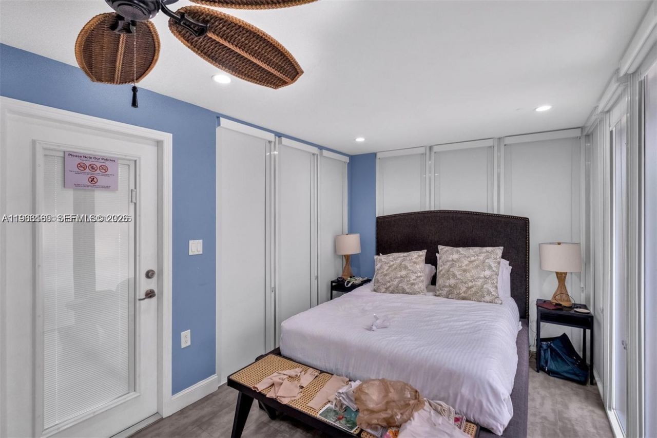 1033 NW 6th St, Unit Cottage, Miami, FL 33136 Photo