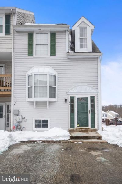 221 Vercelli Drive, Bear, DE 19701 Main Photo