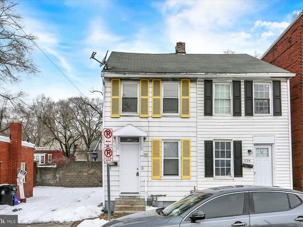 1732 WALNUT STREET, HARRISBURG, PA 17103
