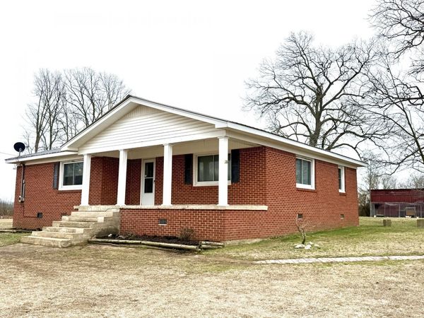 1803 Highway 64 W, Lawrenceburg, TN 38464