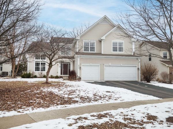 845 Barclay Drive, Bolingbrook, IL 60440