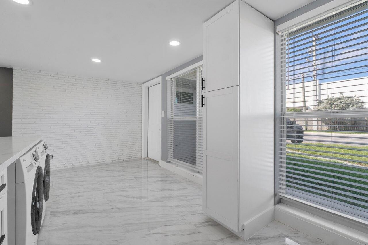 708-710 NE 23rd Avenue, Pompano Beach, FL 33062 Photo