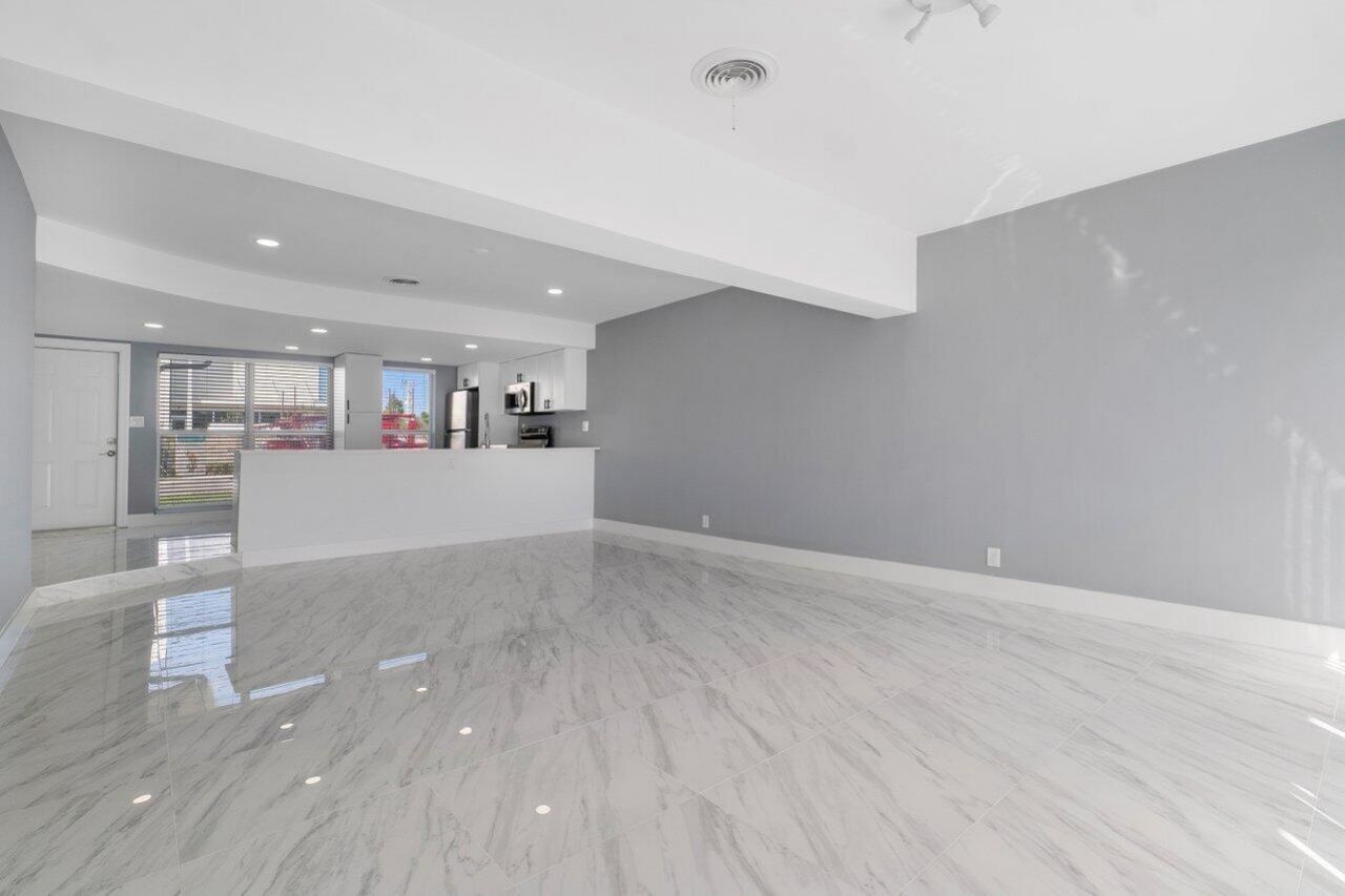 708-710 NE 23rd Avenue, Pompano Beach, FL 33062 Photo