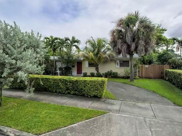 2941 SW 97th Ave, Miami, FL 33165