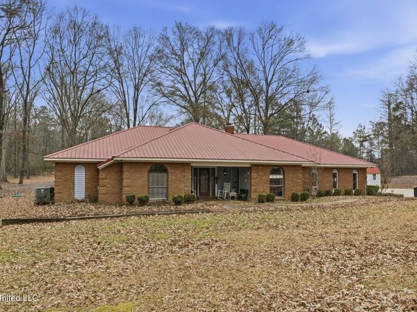 420 Shadow Lake Cove, Raymond, MS 39154