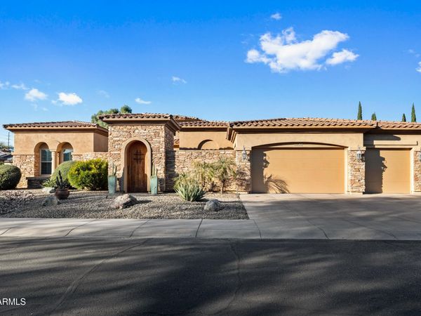 8832 E WETHERSFIELD Road, Scottsdale, AZ 85260