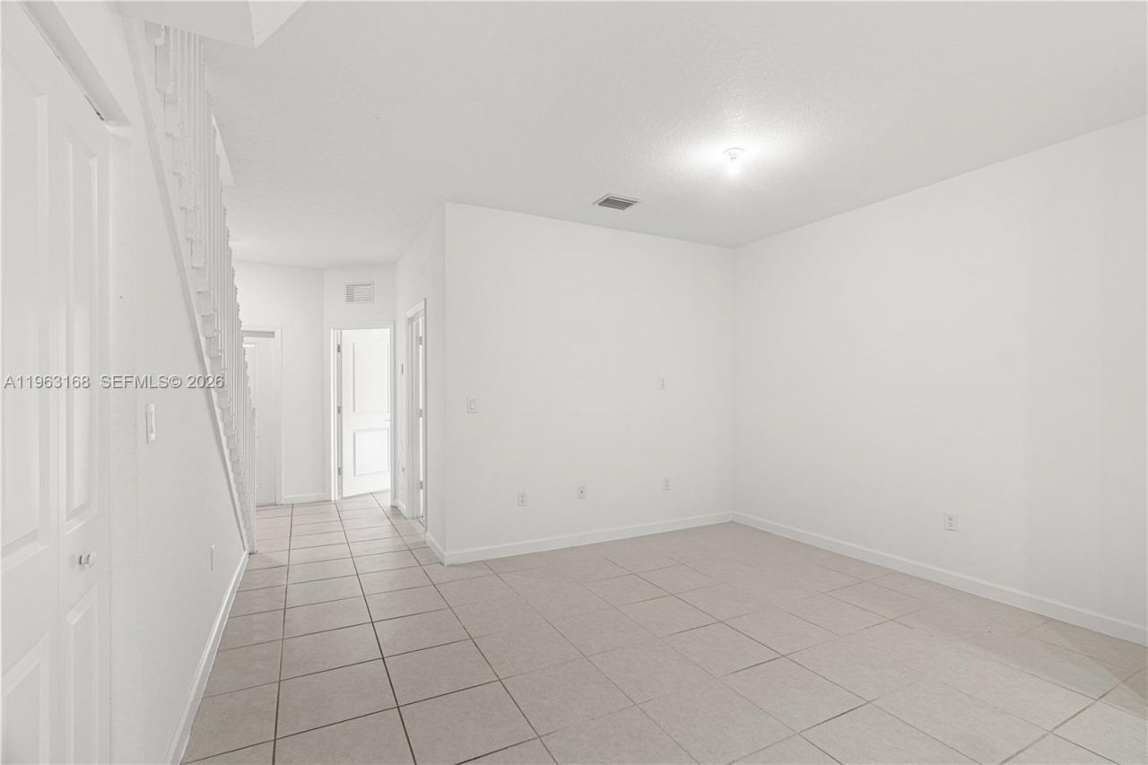 12307 NW 23rd Ct, Unit 12307, Miami, FL 33167 Photo