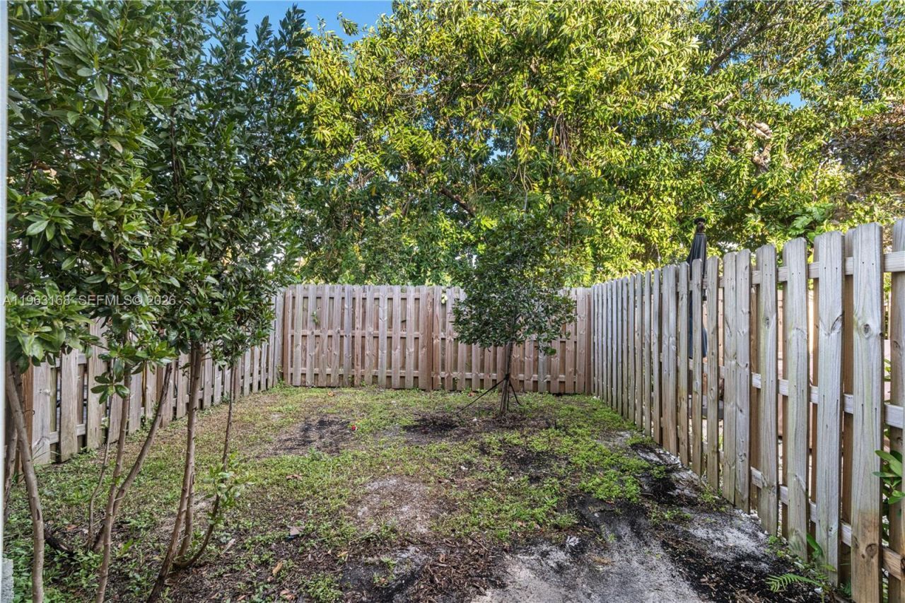 12307 NW 23rd Ct, Unit 12307, Miami, FL 33167 Photo