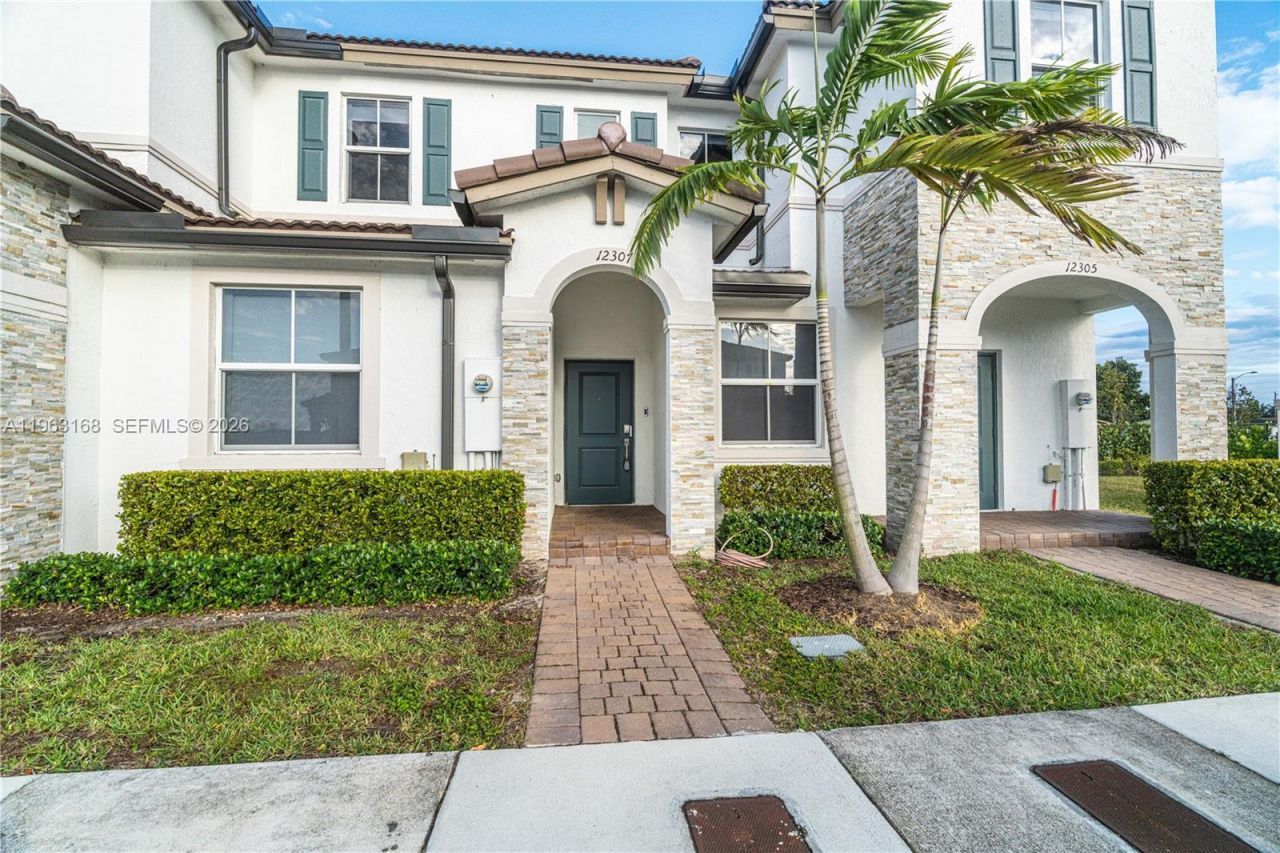 12307 NW 23rd Ct, Unit 12307, Miami, FL 33167 Photo