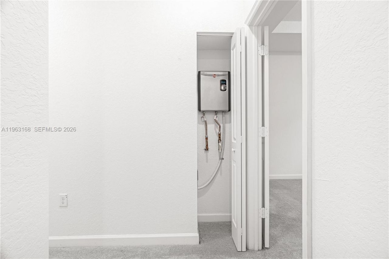 12307 NW 23rd Ct, Unit 12307, Miami, FL 33167 Photo