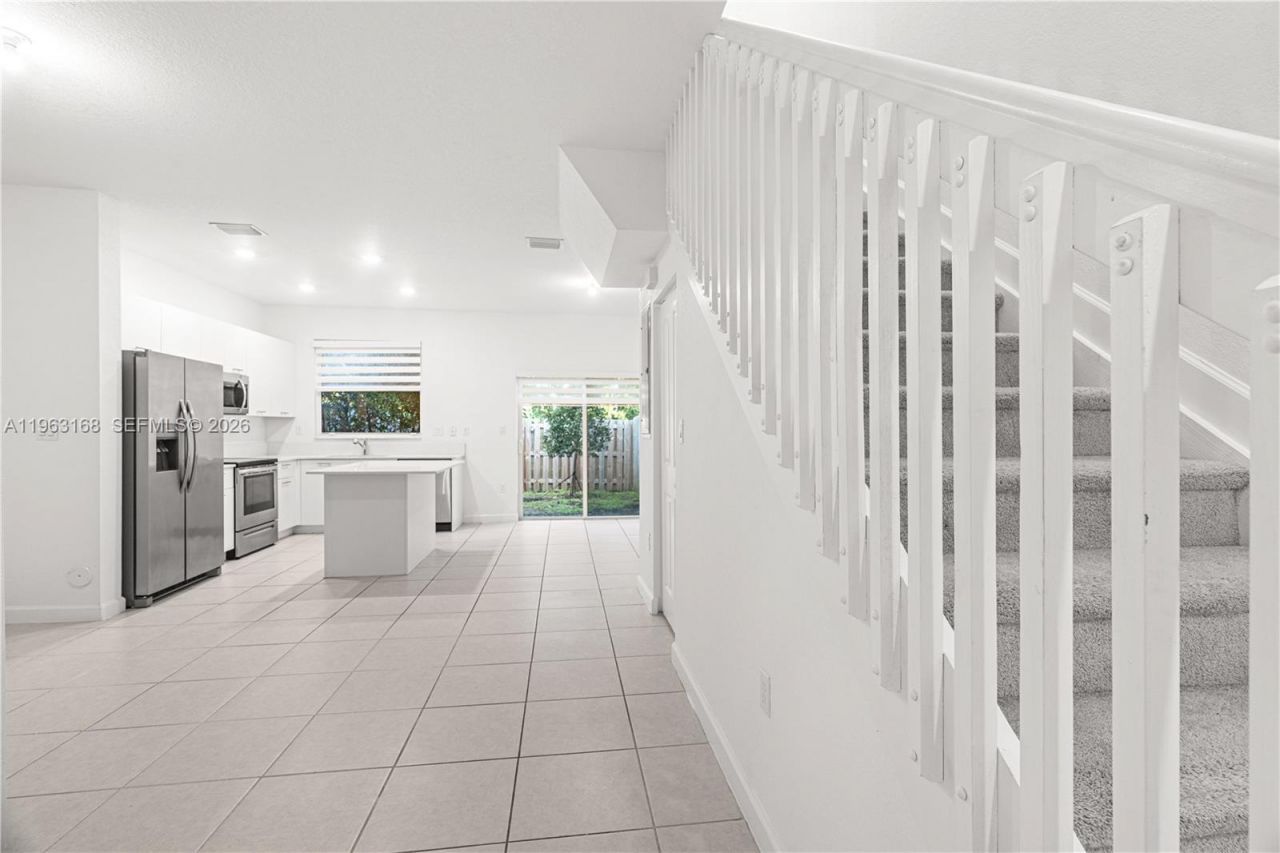 12307 NW 23rd Ct, Unit 12307, Miami, FL 33167 Photo