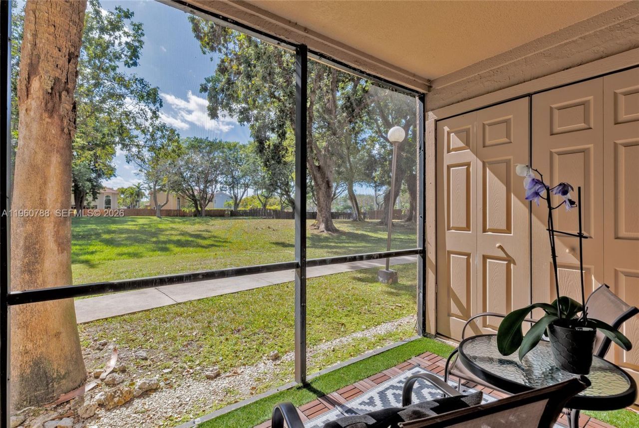 15680 SW 106th Ln, Unit 815, Miami, FL 33196 Photo