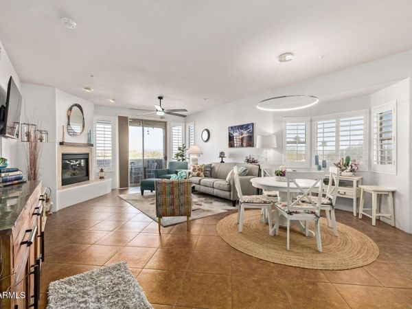 11880 N SAGUARO Boulevard, Unit 201, Fountain Hills, AZ 85268