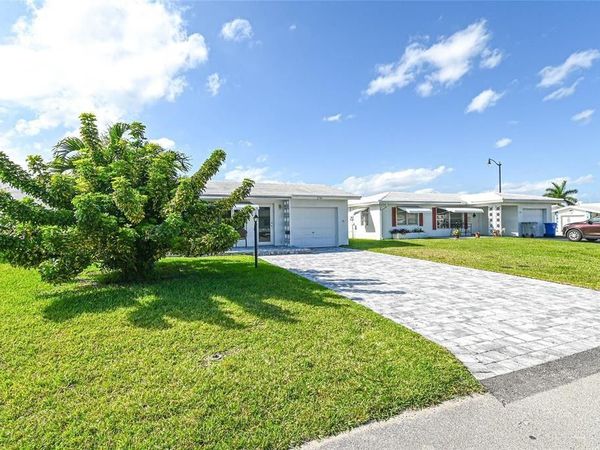 2741 W Golf Blvd, Pompano Beach, FL 33064