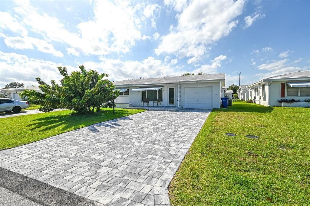 2741 W Golf Boulevard, Pompano Beach, FL 33064 Photo