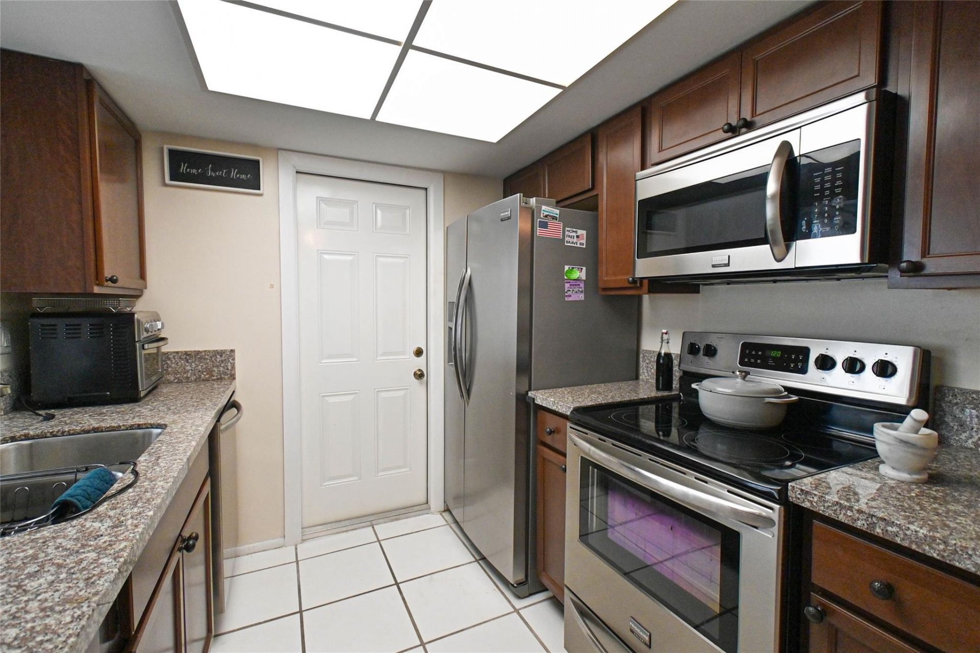 2741 W Golf Boulevard, Pompano Beach, FL 33064 Photo