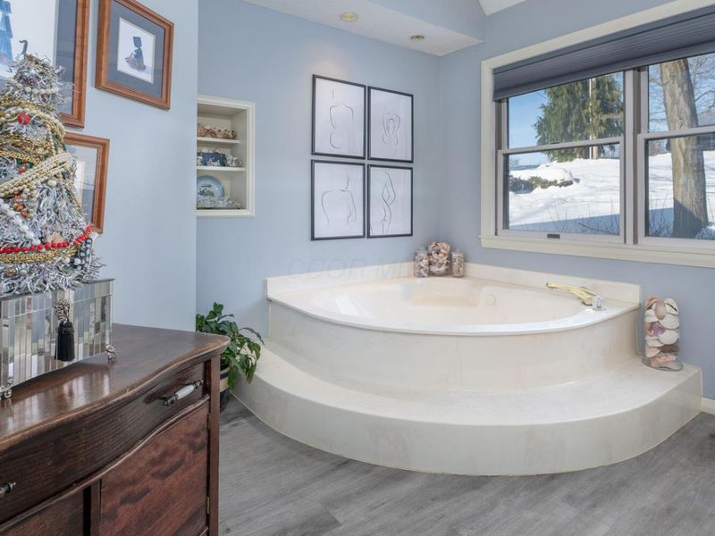 12700 Hilltop Drive, Fredericktown, OH 43019 Photo 15