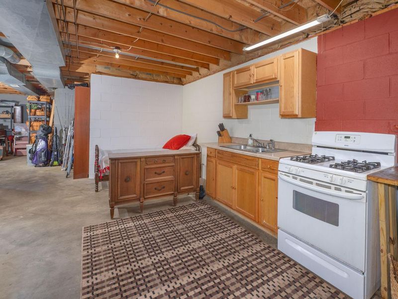 12700 Hilltop Drive, Fredericktown, OH 43019 Photo 34