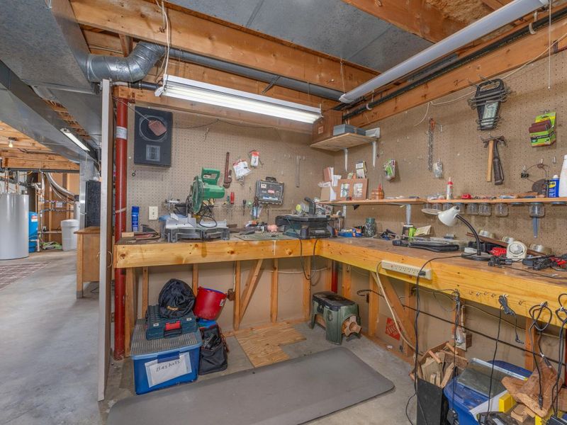 12700 Hilltop Drive, Fredericktown, OH 43019 Photo 36