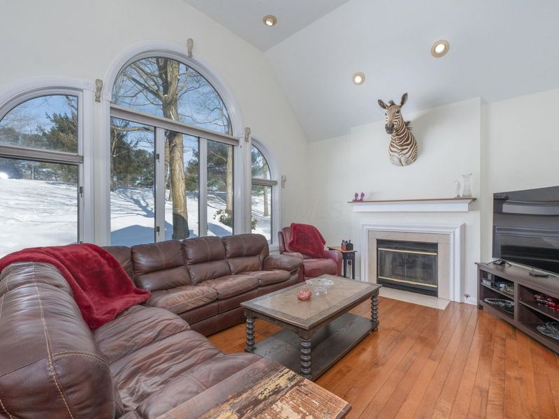 12700 Hilltop Drive, Fredericktown, OH 43019 Photo 6