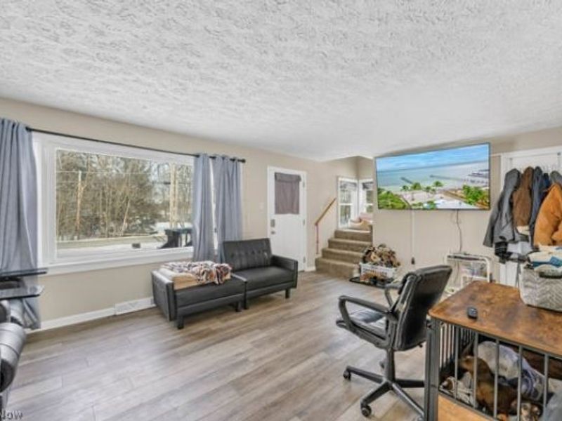 1014 Newton Street, Tallmadge, OH 44278 Photo 4