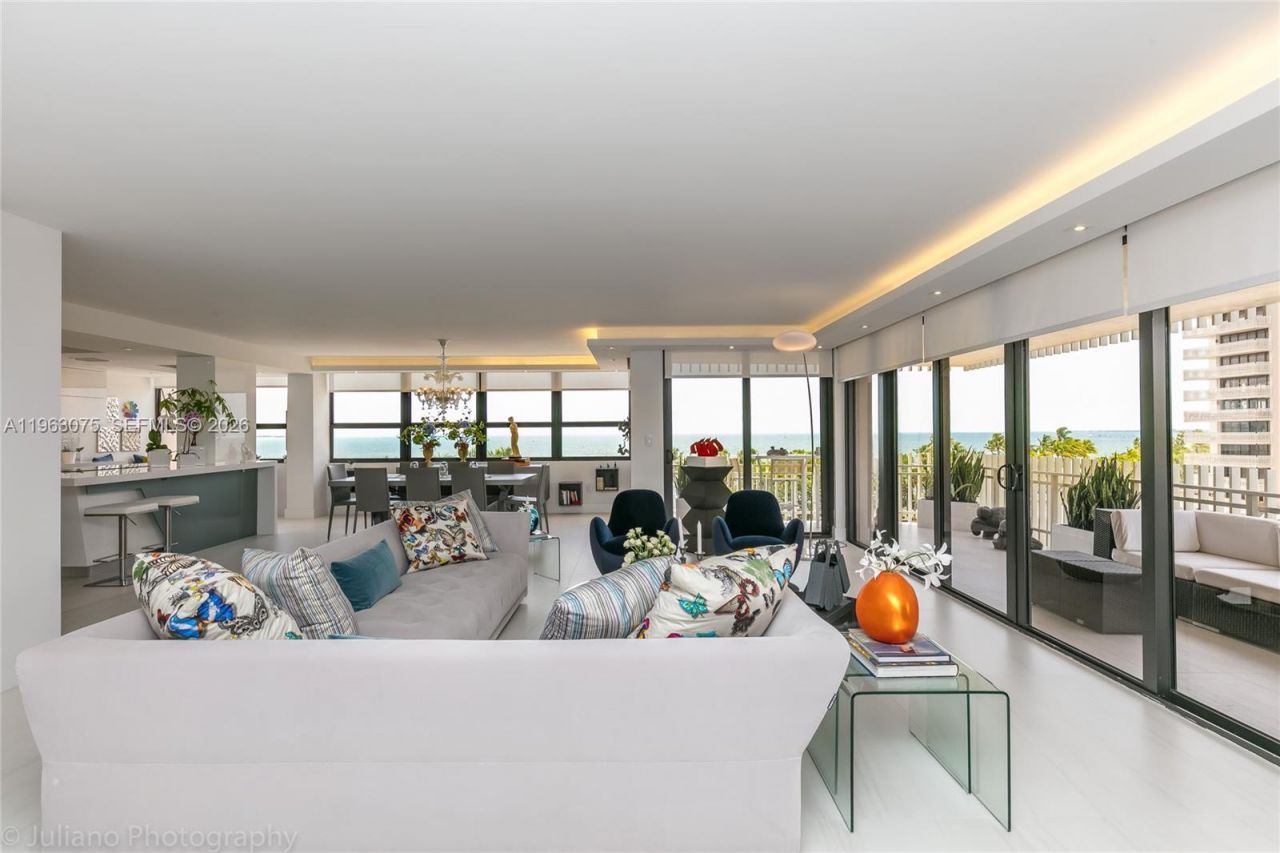 3 Grove Isle Dr , Unit C502, Miami, FL 33133 Photo