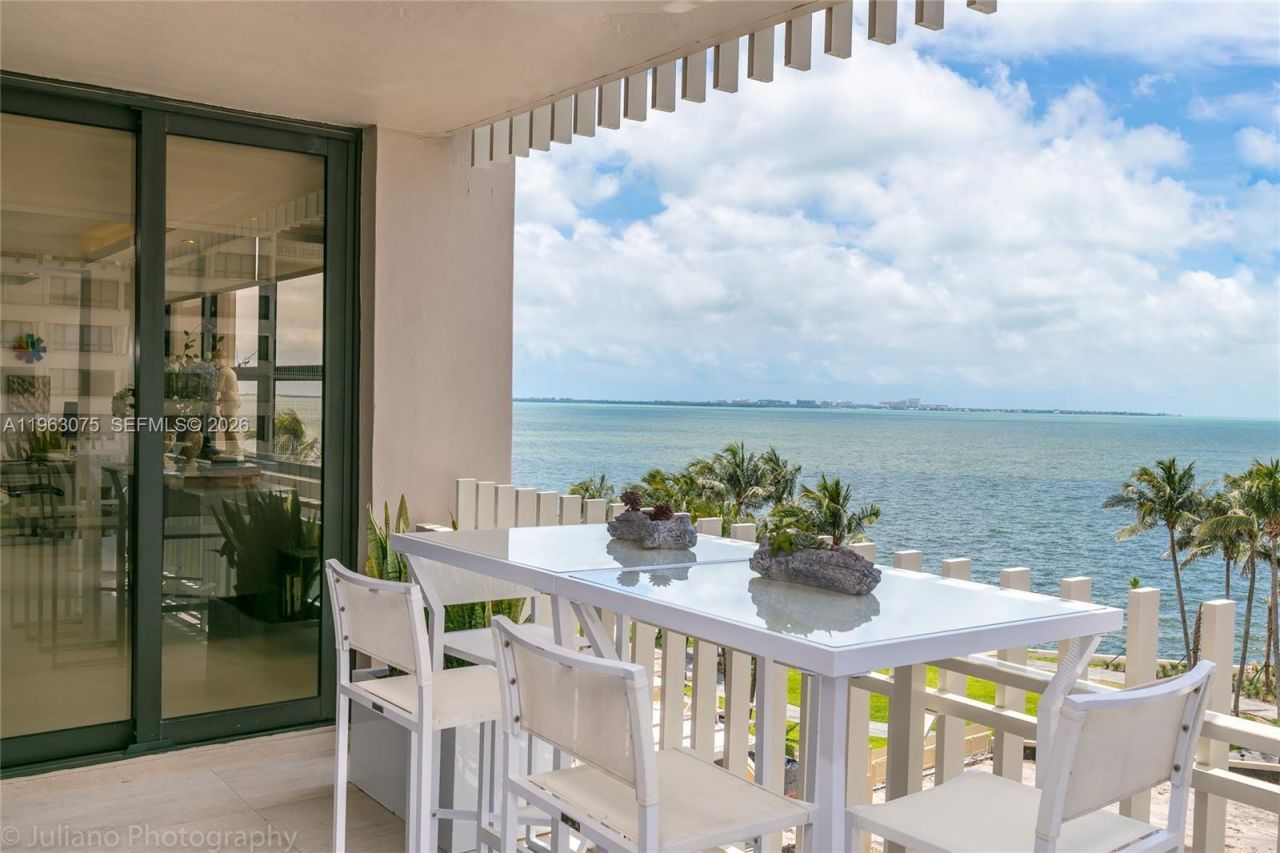 3 Grove Isle Dr , Unit C502, Miami, FL 33133 Photo