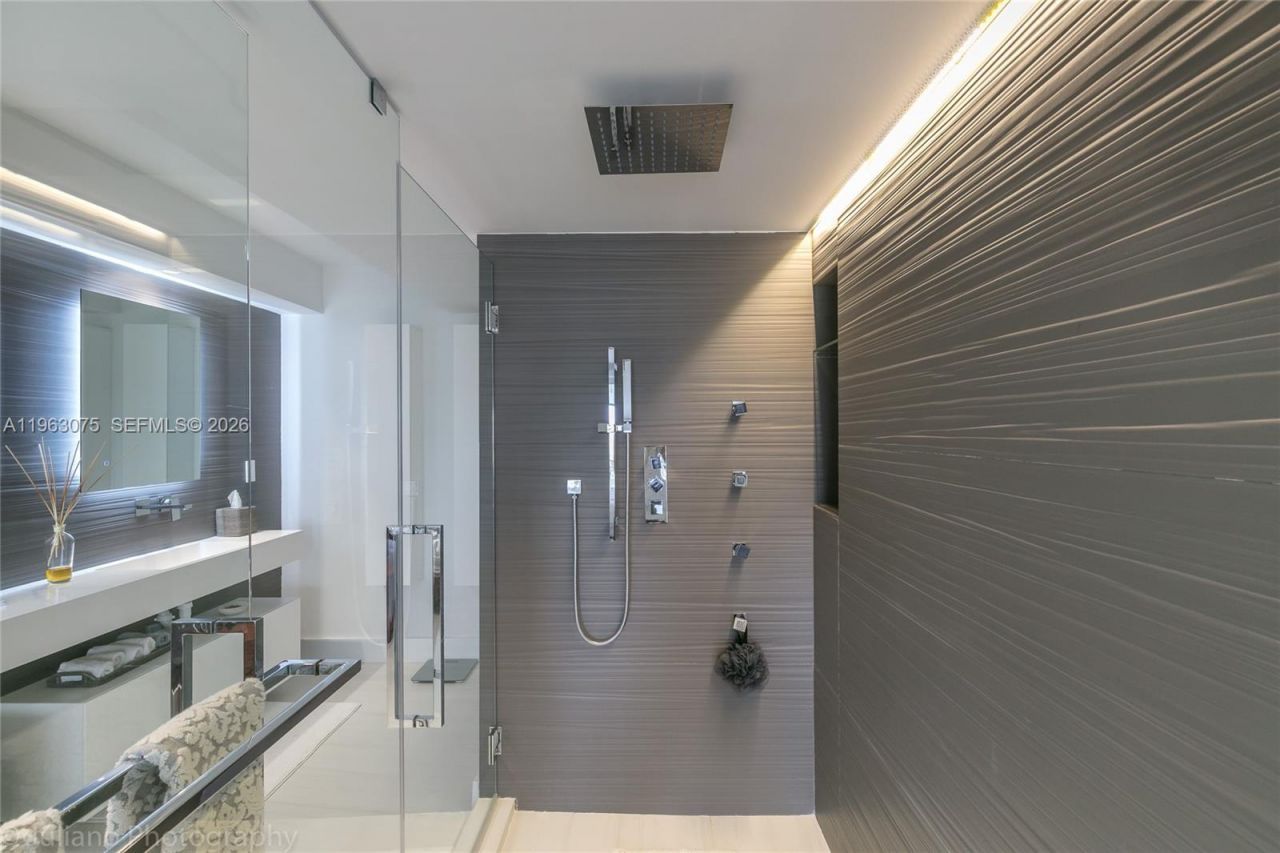 3 Grove Isle Dr , Unit C502, Miami, FL 33133 Photo