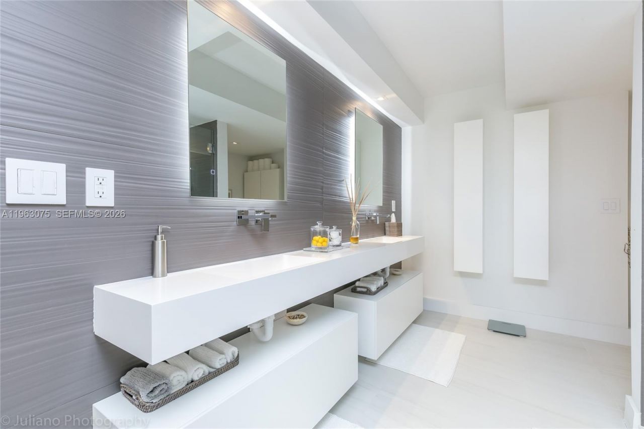 3 Grove Isle Dr , Unit C502, Miami, FL 33133 Photo